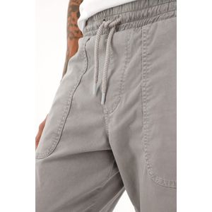 Pantalón Recto gris con pretina elástica para hombre