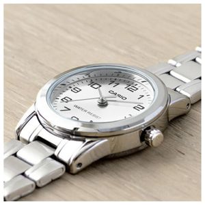 Reloj Casio Modelo LTP-V001D-7B Diseño Elegante