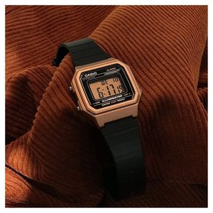 Reloj Casio Modelo W-217HM-5A Diseño Deportivo