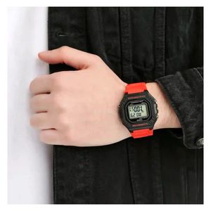 Reloj Casio Modelo W-218H-4B Diseño Deportivo
