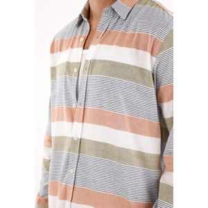 Camisa con diseño a rayas multicolor para hombre