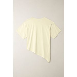 Camiseta con ruedo asimétrico crudo para mujer