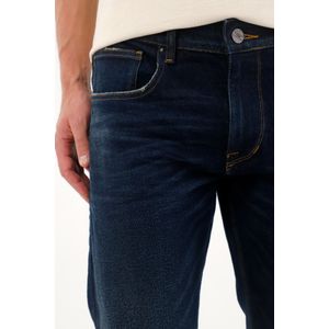 Jean Recto con detalles selvedge azul oscuro para hombre