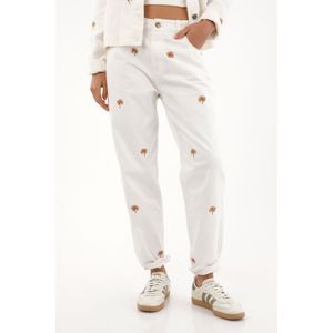 Jean Mom con palmeras bordadas crudo para mujer