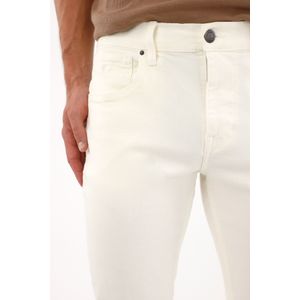 Pantalón en denim crudo para hombre