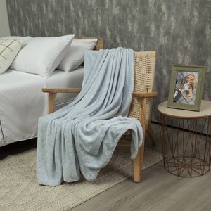 Cobija Comfortsoft Azul Nieve Estrellas Suave 1.80 x 2.00