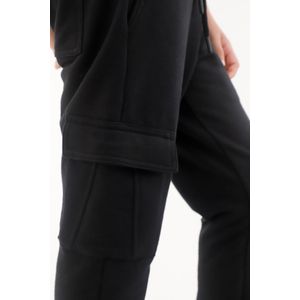 Pantalón jogger con bolsillos de tapa negro para niño