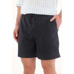 Bermuda en dril con pretina elástica negra para hombre