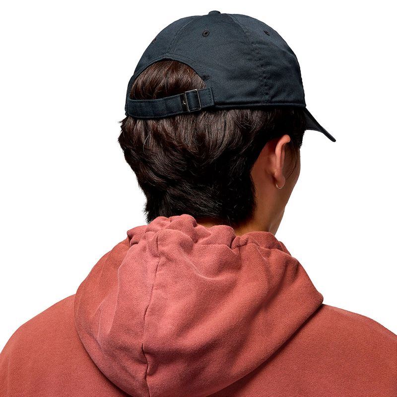GORRA-NIKE-FD5181-014