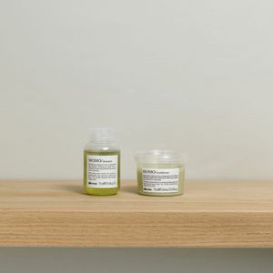 Essential Haircare Momo Shampoo - Davines