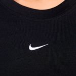 CAMISETA-NIKE-MUJER-FV5508-010