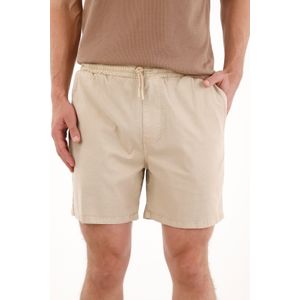 Bermuda en dril con pretina elástica café para hombre