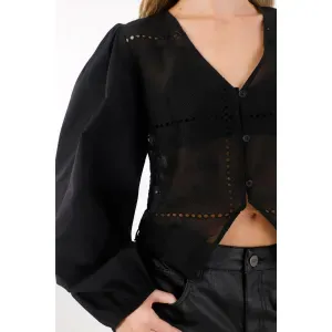 Camisa con leve transparencia negra para mujer
