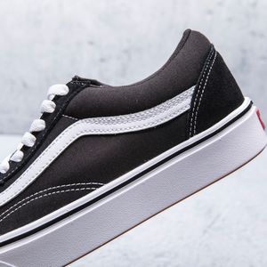TENIS VANS UNISEXO COMFYCUSH OLD SKOOL