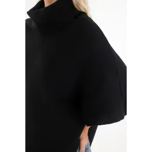 Buzo tipo capa cuello alto negro para mujer