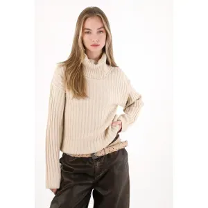 Buzo cuello tortuga crudo para mujer