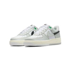 Tenis-Nike-Air-Force-1-LV8-2-Color-Gris-Negro-Blanco--Mujer
