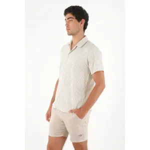 Camisa a rayas con raqueta para hombre