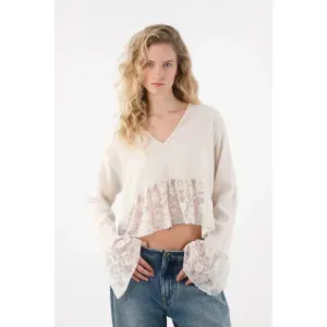 Camisa manga larga de tela con textura gris para mujer