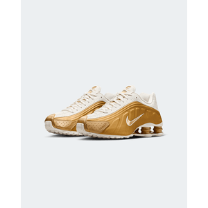 NIKE SHOX R4