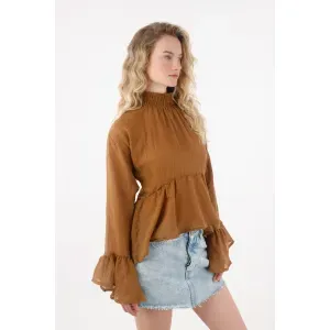 Camisa de manga larga con bolero café para mujer