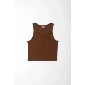 Camiseta café manga sisa para mujer