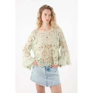 Camisa manga larga bordada verde para mujer