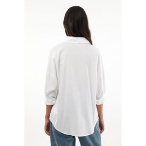 Camisa clásica blanca para mujer