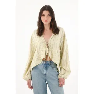 Camisa amplia de manga larga verde para mujer