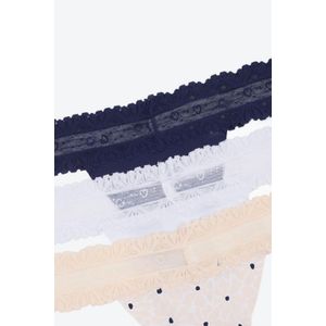 Brasilera invisible con encaje en microfibra paquete x3