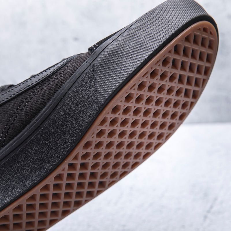 Tenis-Vans-Hombre-VN0A3WMAVND-COMFYCUS