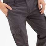 PANTALON-GEF-HOMBRE-PARSONS-GRIS-MEDIO