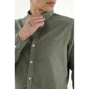 Camisa de botones verde para hombre